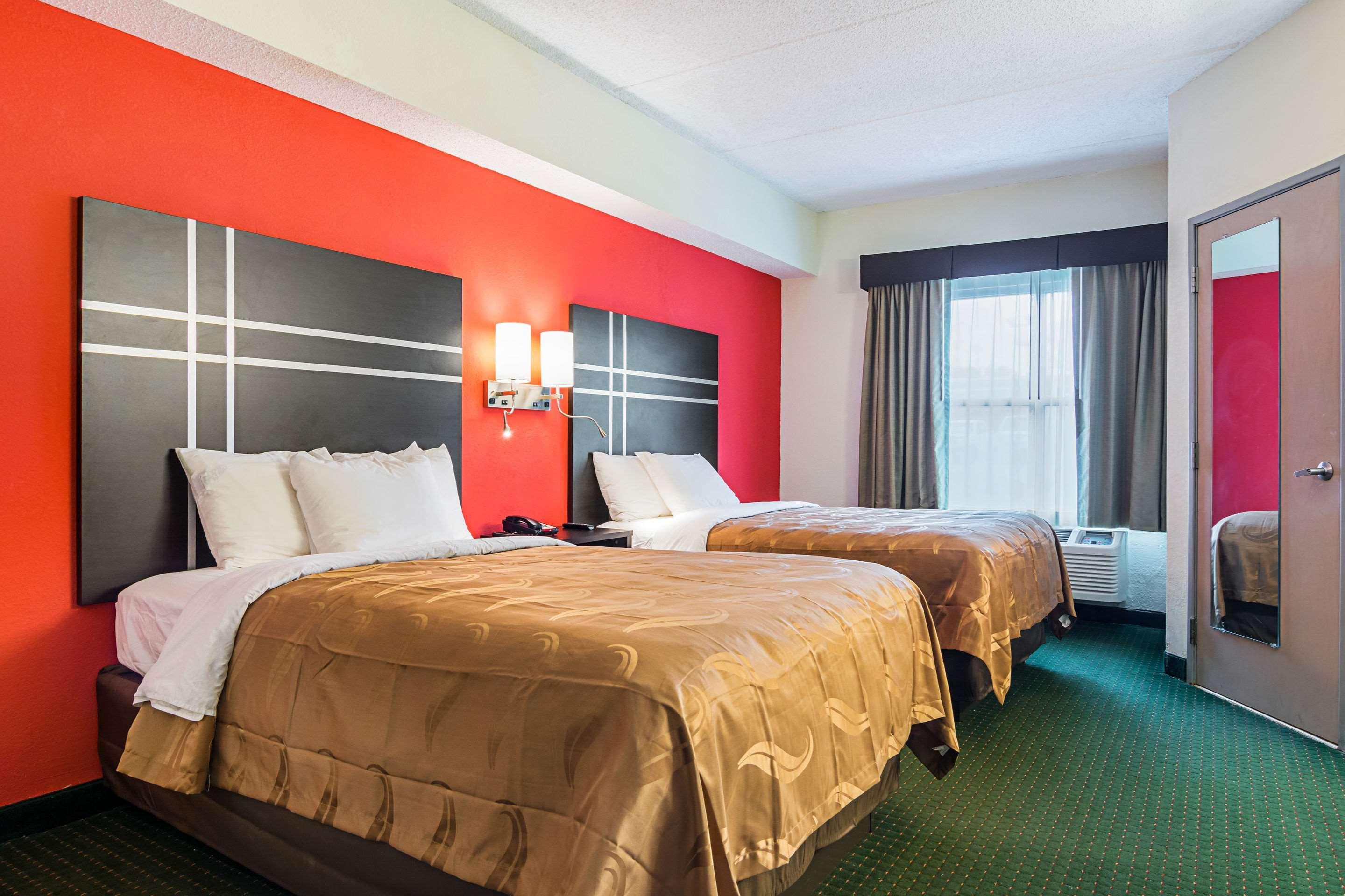 Quality Suites Atlanta Airport East Forest Park Eksteriør billede