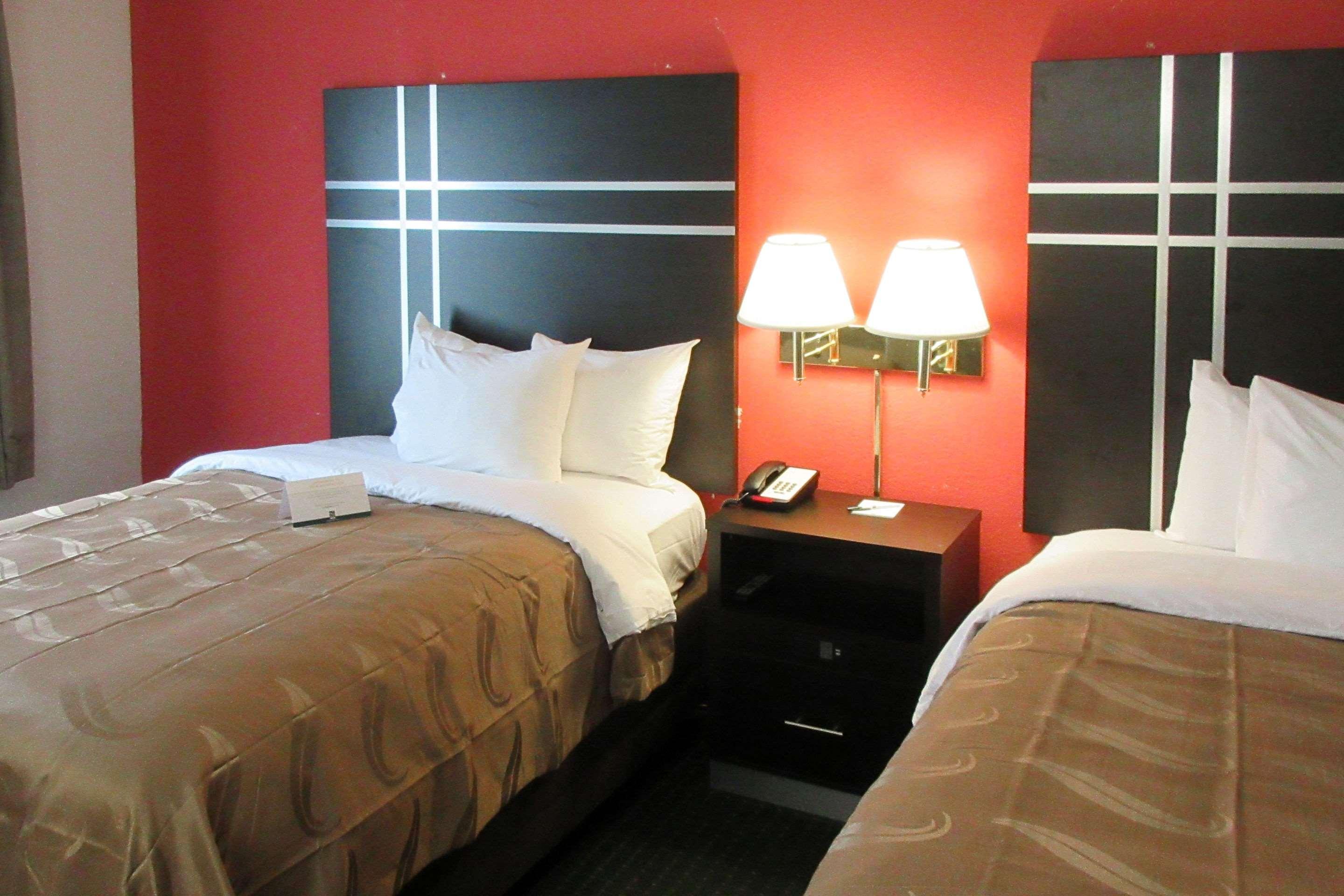 Quality Suites Atlanta Airport East Forest Park Eksteriør billede