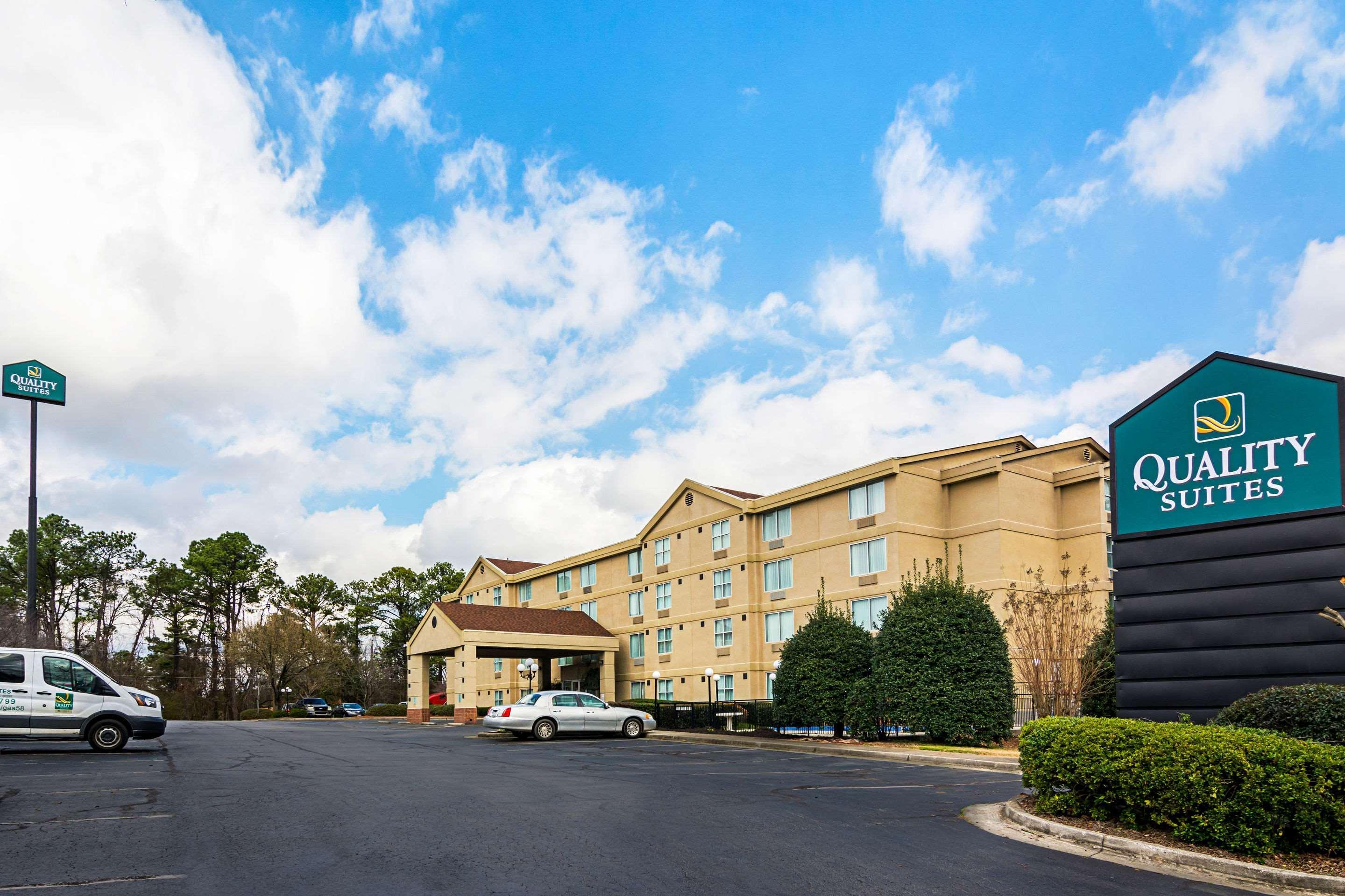 Quality Suites Atlanta Airport East Forest Park Eksteriør billede